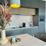 Rooftop Apartment,business Trip,fast Internet Apartament *