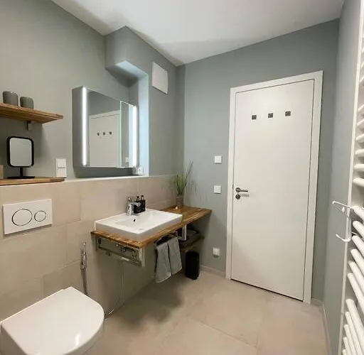 Rooftop Apartment,business Trip,fast Internet 아파트 쇼네펠드