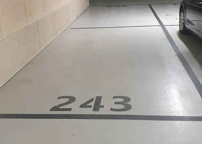 Rooftop Apartment,business Trip,fast Internet 쇼네펠드